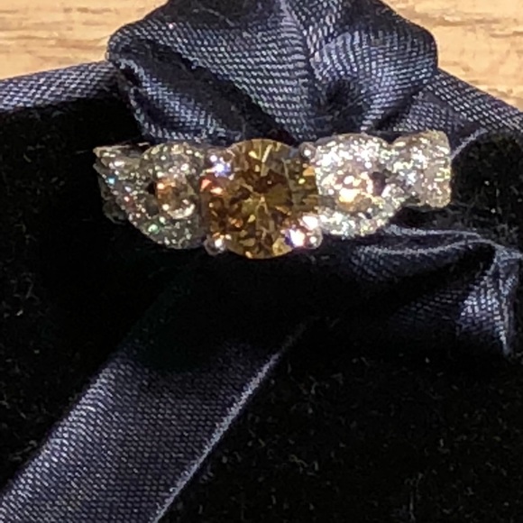 🦋Last One!  Beautiful 2 Carat CZ - Picture 3 of 7